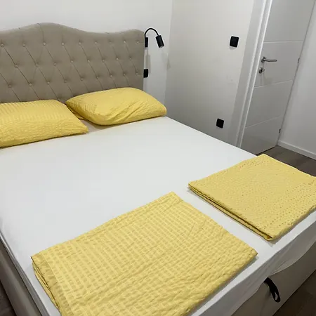 Am Apartment *